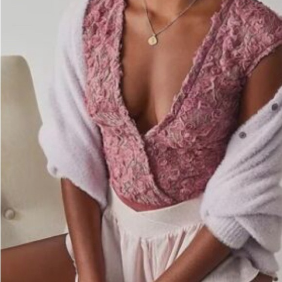 Free People Intimately Lace Rosette Bodysuit- Size Med - Picture 2 of 5